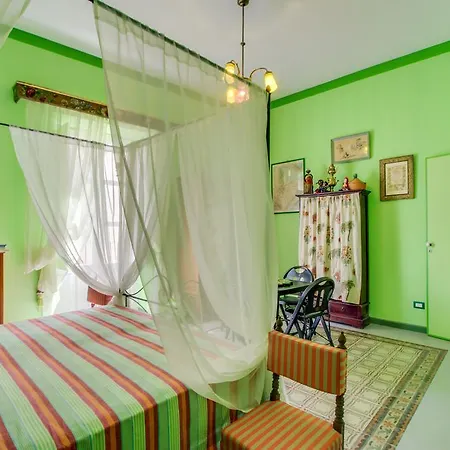 Apartment Garibaldi Lipari (Isola Lipari)